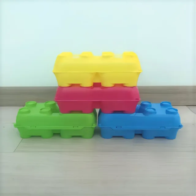 Il Verde Mondo Porta Uova Plastica 8 Uova Multicolore impilabile